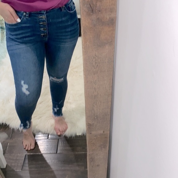 Kancan distressed jeans exposed button fly size 9/28 - Picture 5 of 10